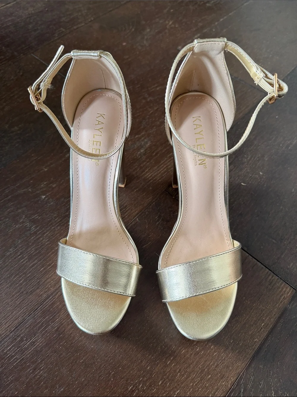 Kayleen Metallic Gold Ankle-Strap Platform Heels Size 7.5